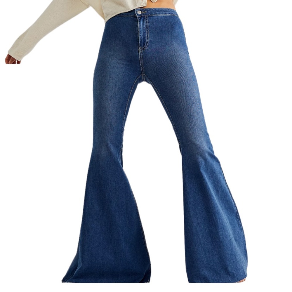 NWT We The Free Free People Just Float On Flare Jeans Jericho blue color Size 26